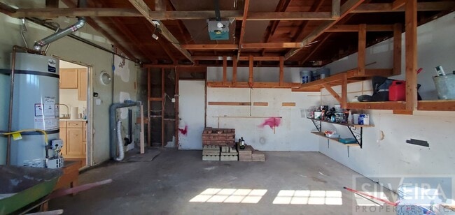 Building Photo - Cozy 3 bedroom 1 Bath home!