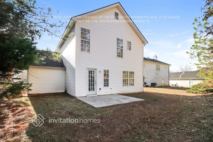 Building Photo - 3973 Cress Way Run