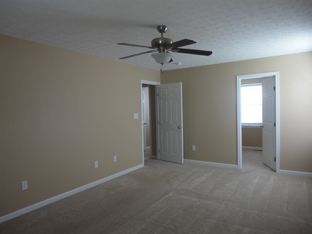 Building Photo - 333 Parrott Ct