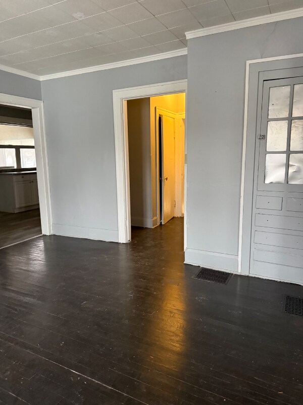 Building Photo - 917 N Winnebago St