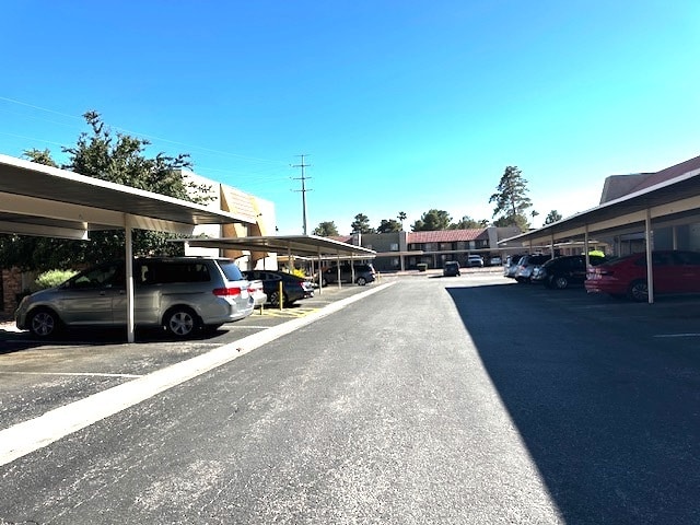 Building Photo - 5181 River Glen Dr