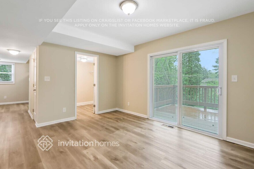 Building Photo - 4116 Emerald Lake Dr