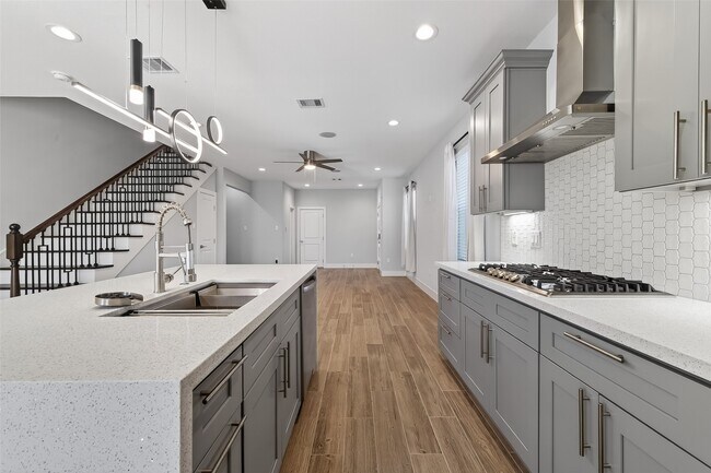 Building Photo - 10021 Alfred Ln