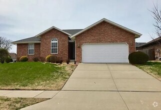 Building Photo - Bent Tree Subdivision! Willard Schools!