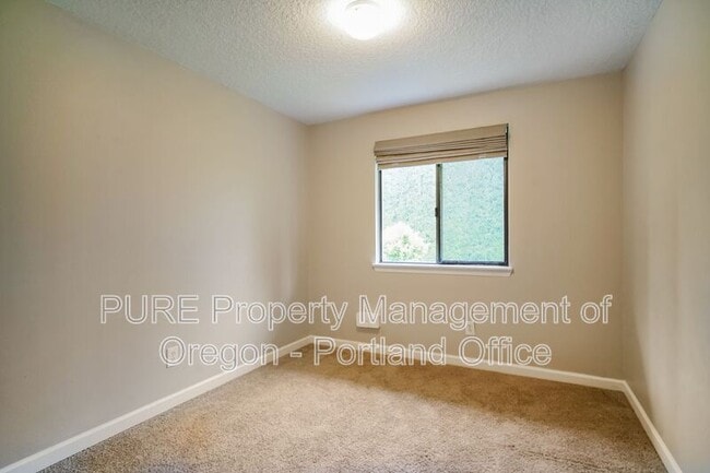 Building Photo - 10449 SW Keri Ct