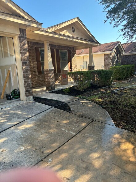 Building Photo - 8451 Blackstone Cove