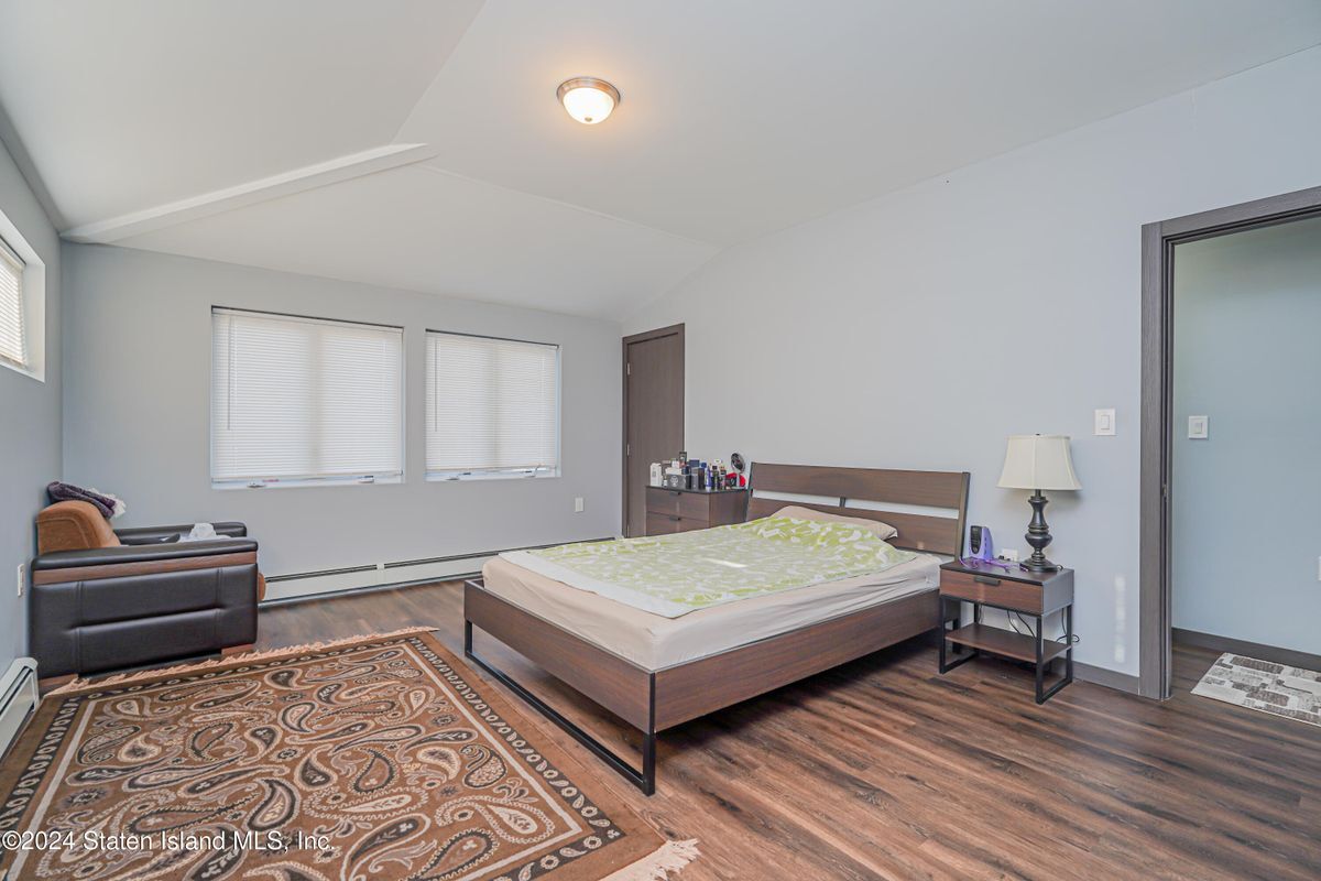 Building Photo - 2981 Hylan Blvd