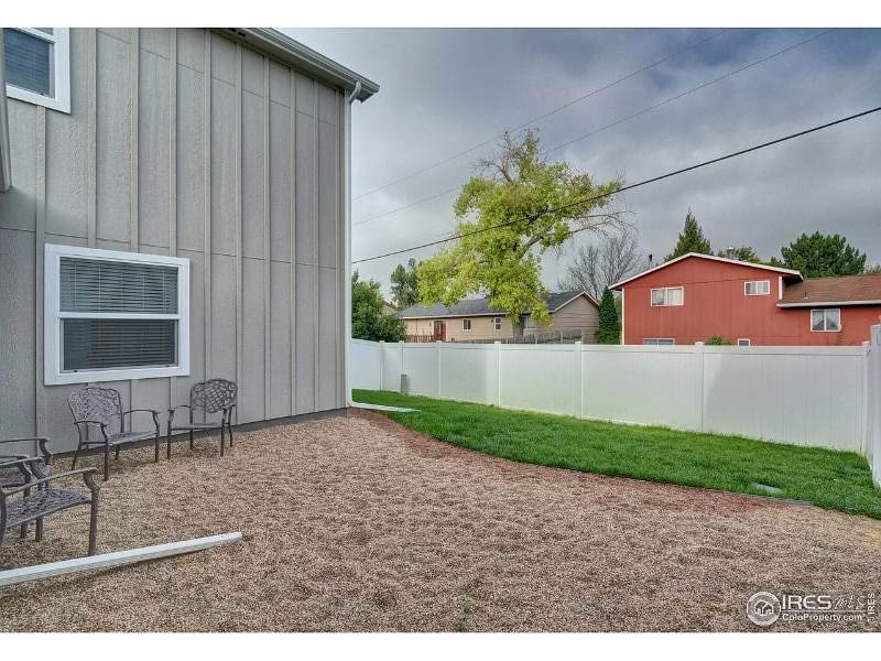 Building Photo - 7869 5th St