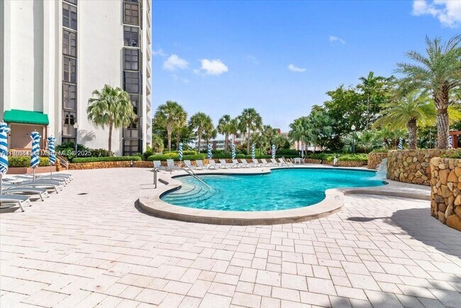 Building Photo - 4000 Towerside Terrace