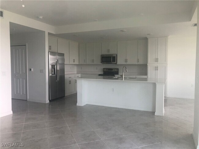 Building Photo - 5835 Double Eagle Cir