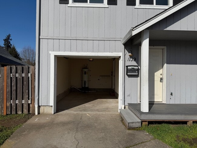 Building Photo - 1139 2nd St NW