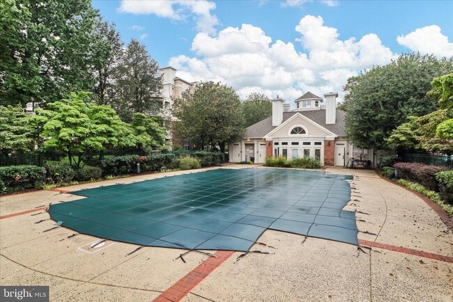 Building Photo - 12909 Alton Square