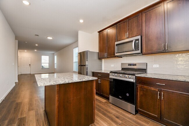 Building Photo - 17867 Baleage Ln