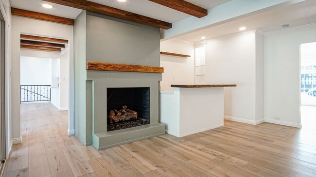 Building Photo - 5 bedroom, 5.5 bath, 4800 sq ft Prime Studio City Home with Pool and Hollywood Hills views