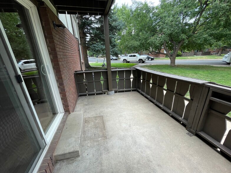 Building Photo - 3250 O'Neal Cir