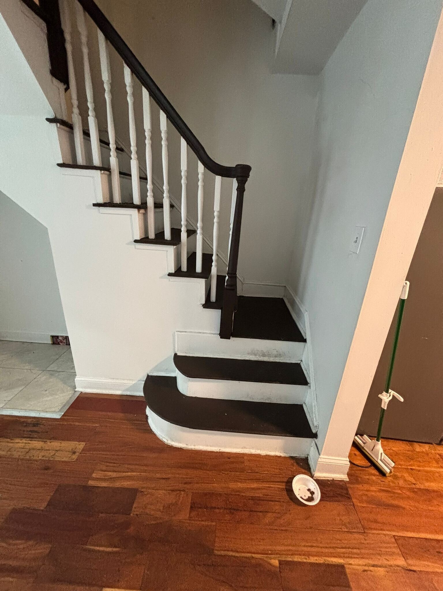 Building Photo - 6023 Summer St