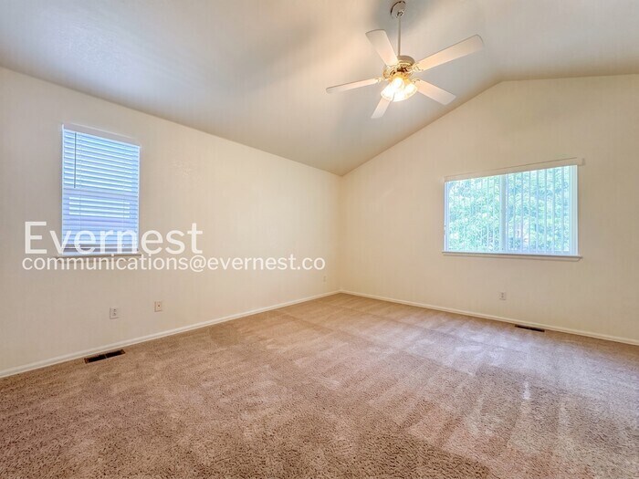 Building Photo - 10545 Ashwood Ct