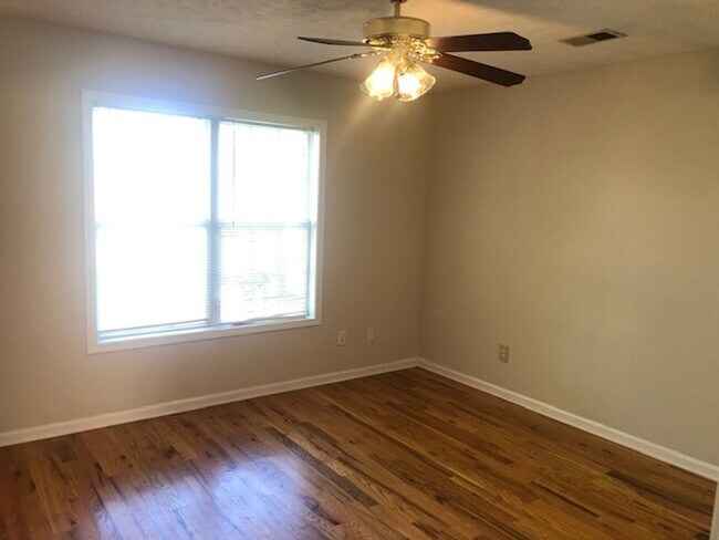 Building Photo - 3870 Spanner Way