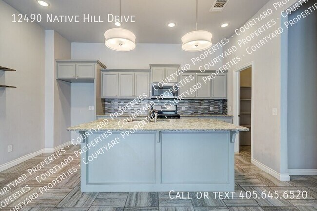 Building Photo - 12490 Native Hill Dr