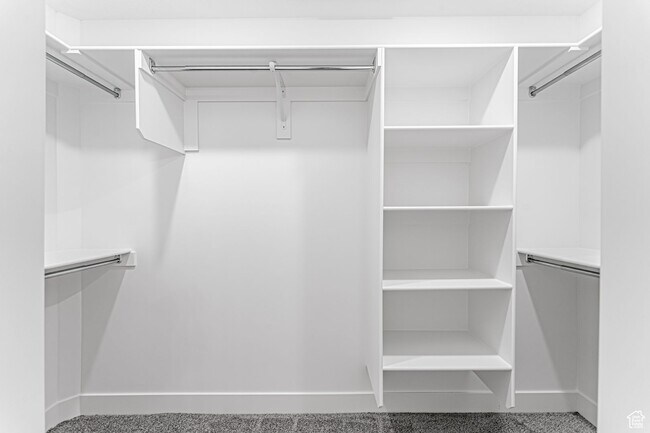 Building Photo - RES_VANDERBEEK_4702