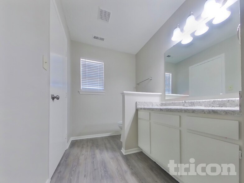 Building Photo - 5136 Dollar Ridge Ln