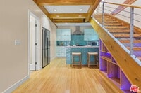 Building Photo - 621 Rose Ave