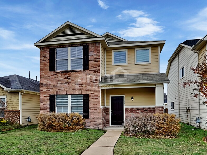 Primary Photo - 21806 Grassy Hill Ln