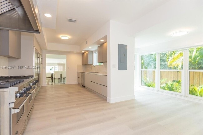 Building Photo - 1690 Daytonia Rd