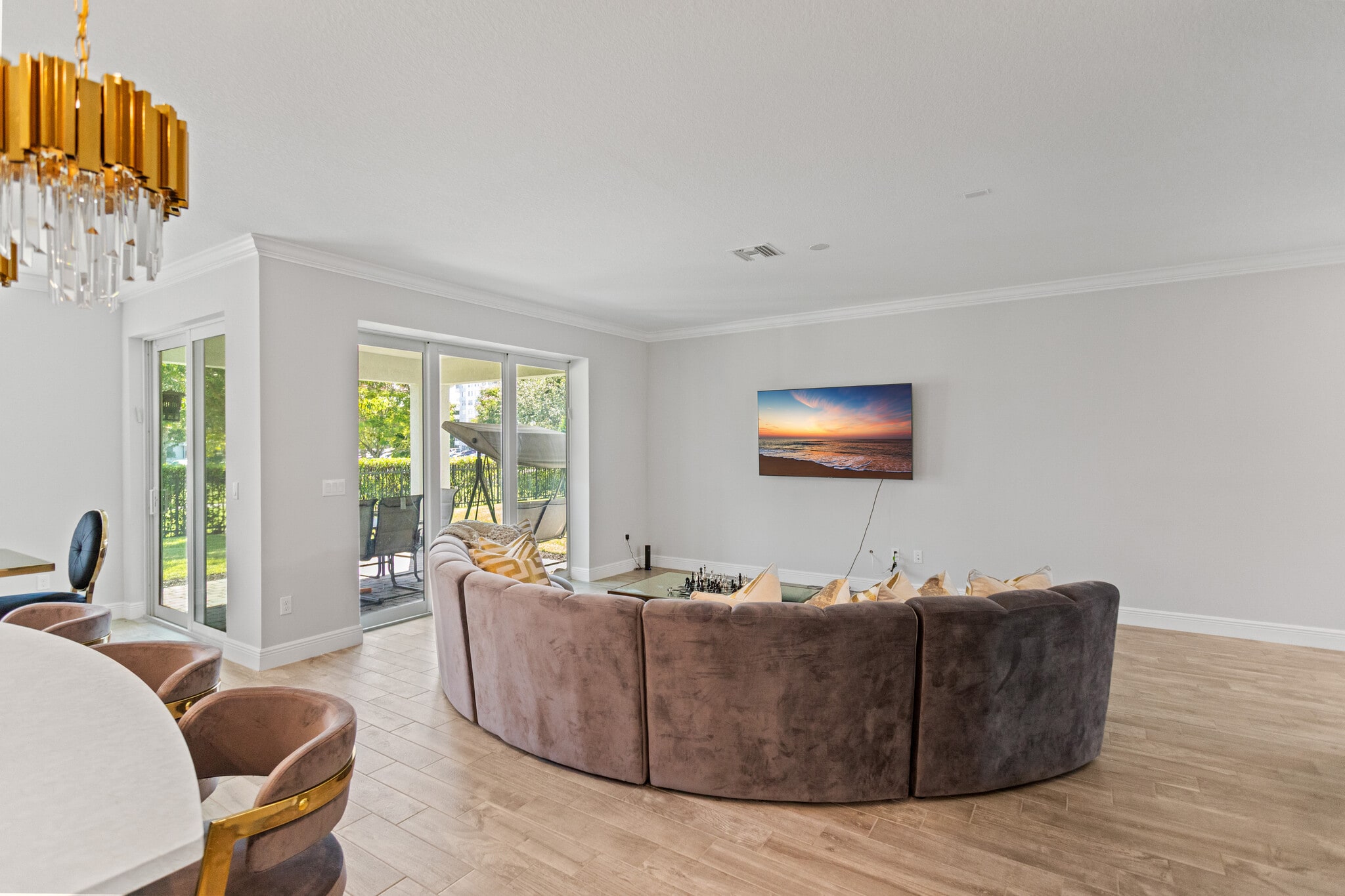 Building Photo - 4022 Large Leaf Ln