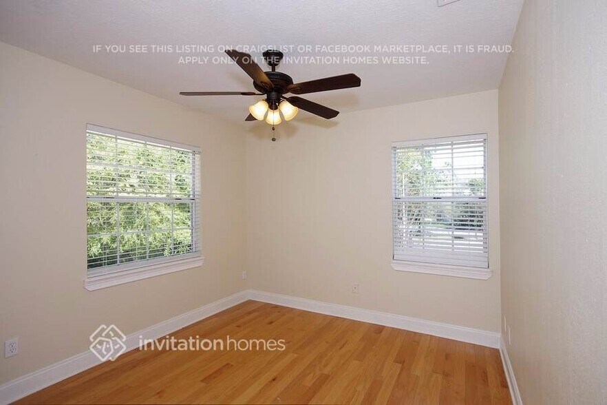 Building Photo - 145 Kelso Ct