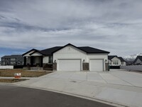 Building Photo - 684 W 1460 S