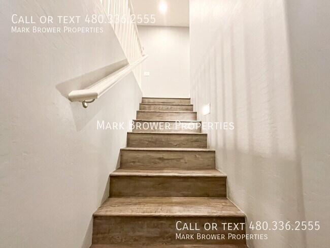 Building Photo - 7472 E Paraiso Dr