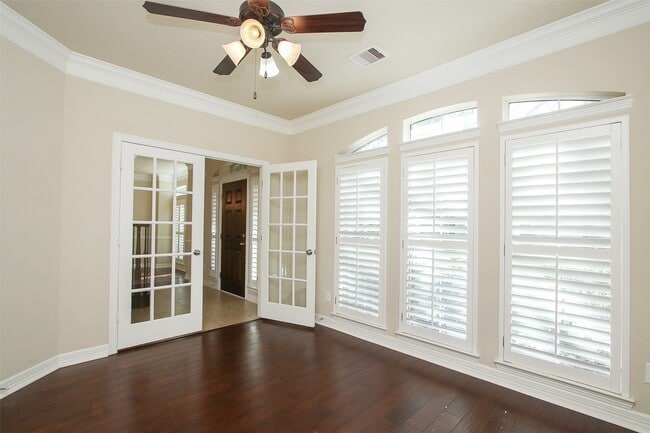 Building Photo - 11722 Spriggs Way