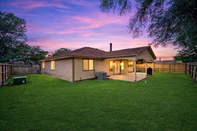 Building Photo - 1418 Pennygent Ln