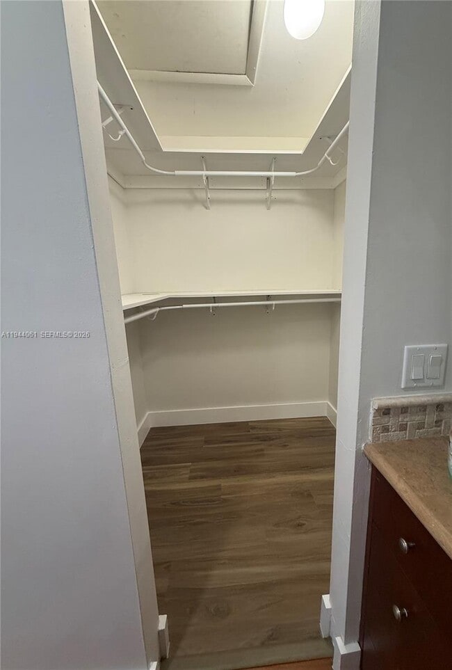 Building Photo - 9300 SW 7th Ln