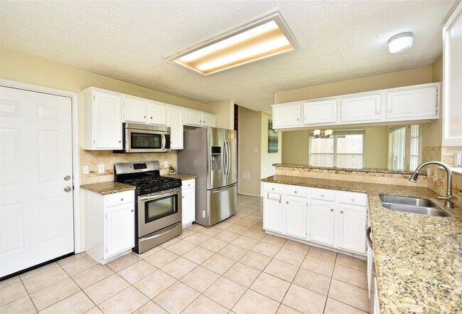 Building Photo - 3522 Pecan Point Dr