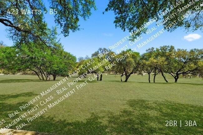 Building Photo - 421 Watts-B5