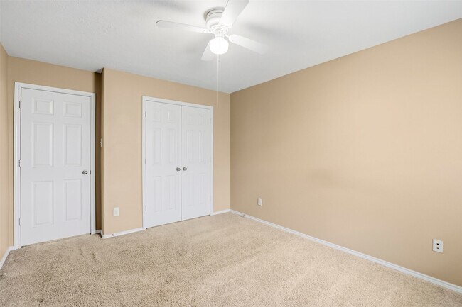 Building Photo - 9618 Red Rugosa Dr