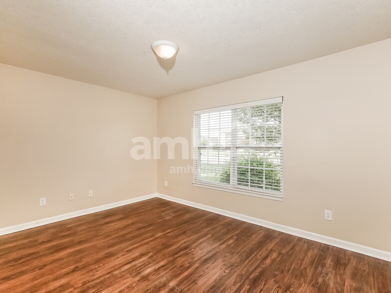 Building Photo - 2063 Meridian Springs Ln