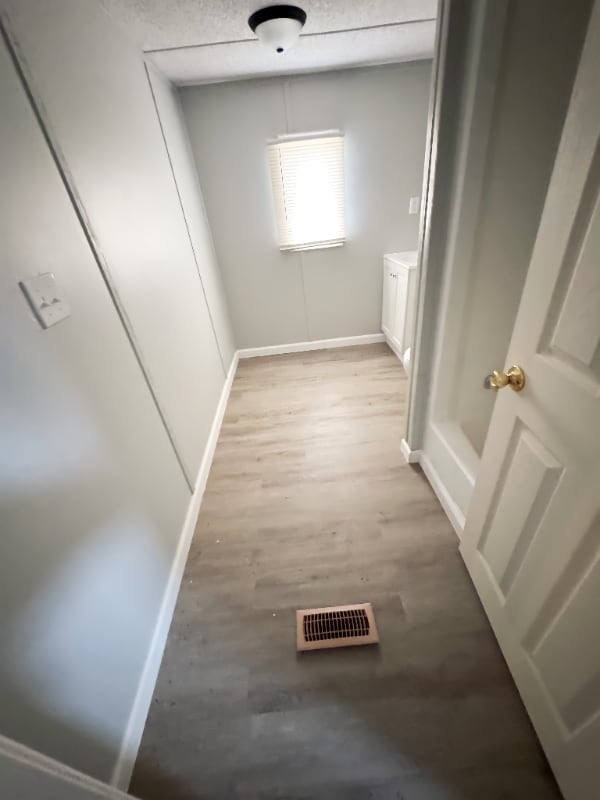 Building Photo - 200 N 28th St