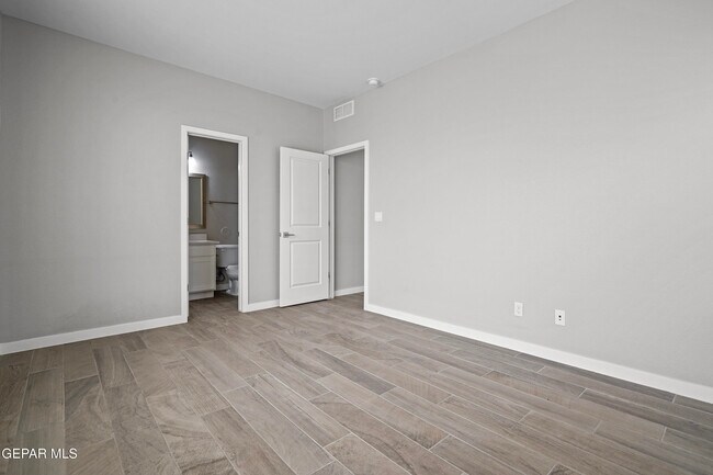 Building Photo - 7348 Mule Team Dr