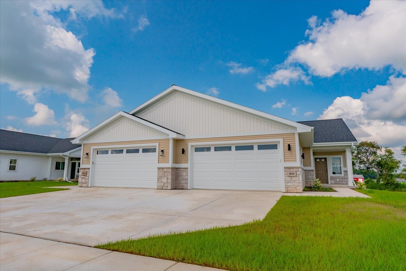 Building Photo - 1430 Palm Grass Way