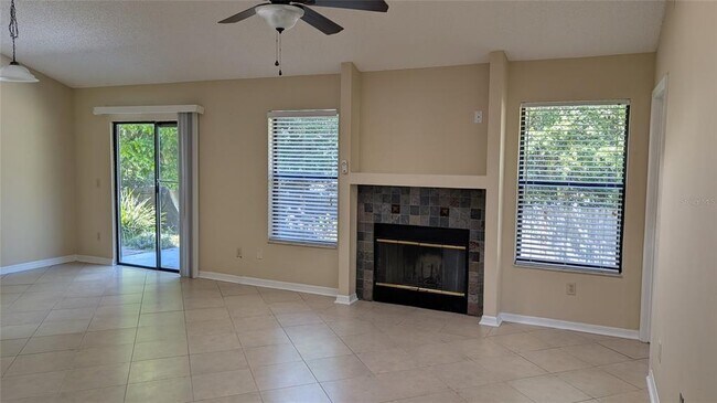 Building Photo - 840 Lake Jackson Cir