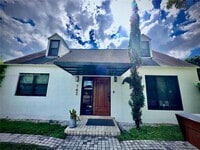 Building Photo - 742 NW 50th St