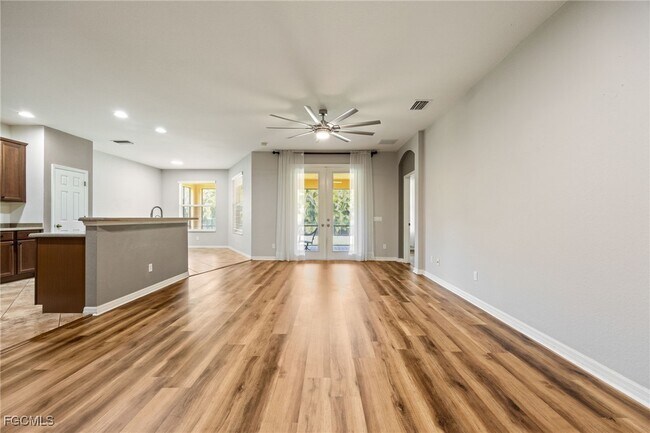 Building Photo - 16530 Whispering Trace Ct