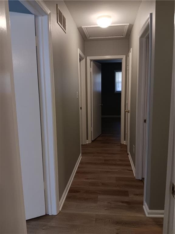 Building Photo - 1415 Bubbling Creek Rd NE