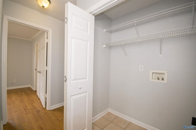 Building Photo - 277 Postwood Ct