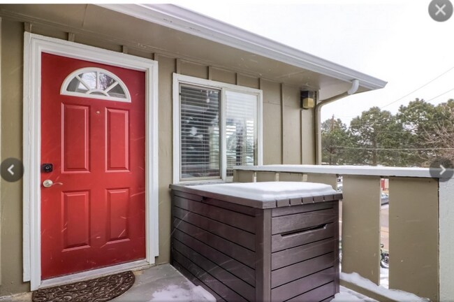 Building Photo - 857 S Van Gordon Ct
