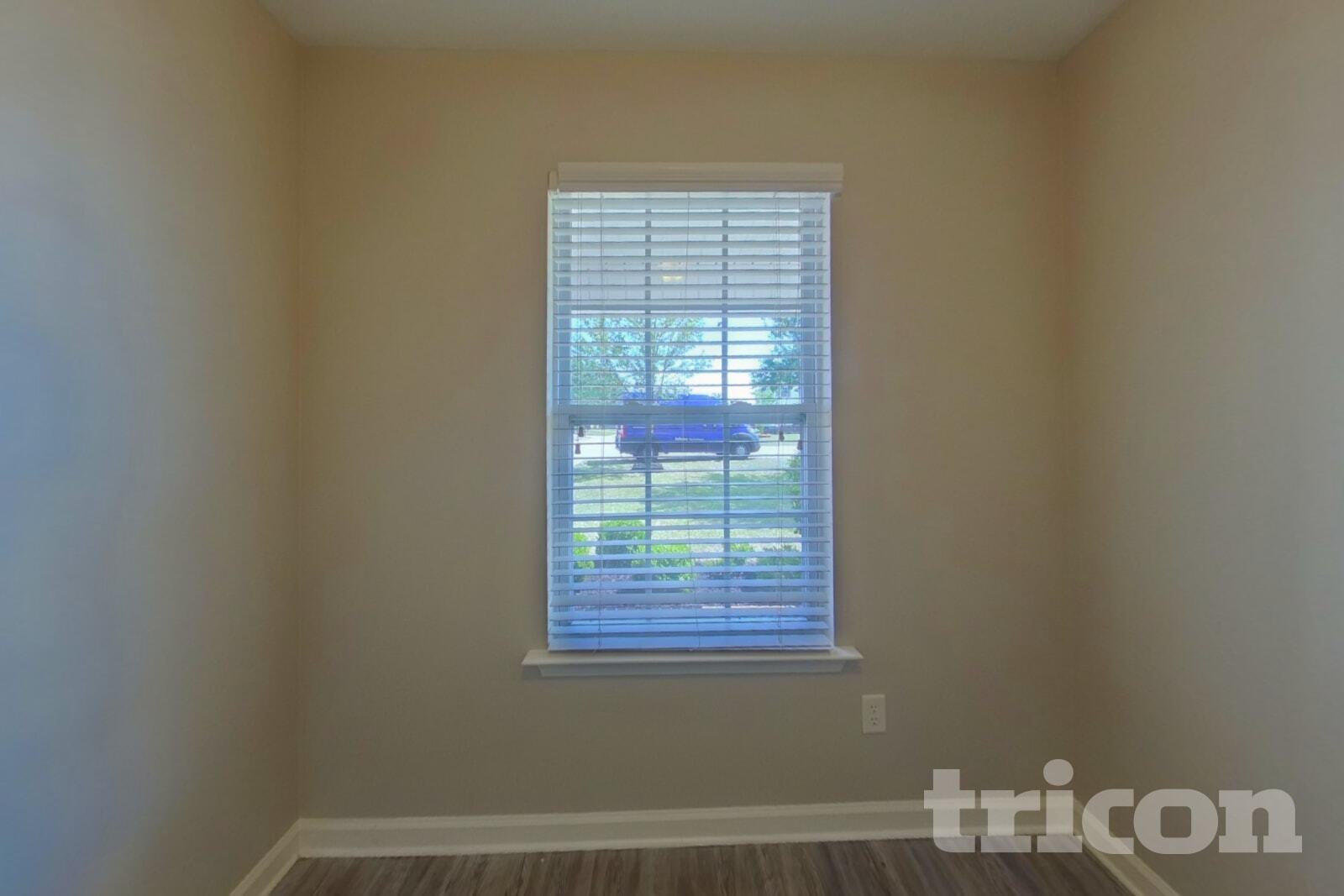 Building Photo - 304 Longfellows Ln