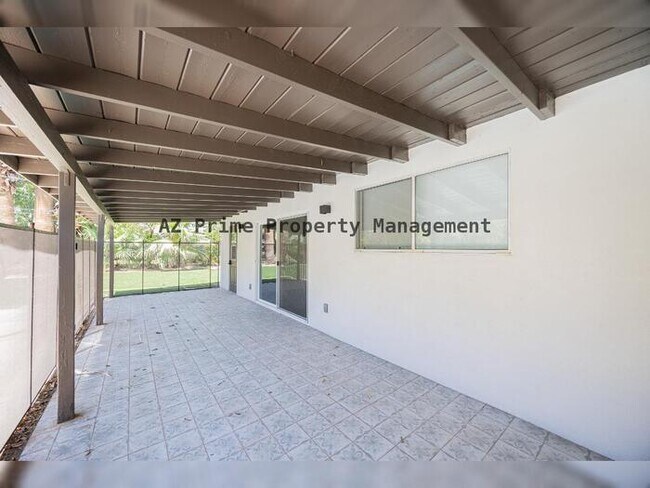 Building Photo - 6828 N 10th Ave